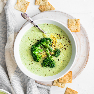 Cheesy Vegan Broccoli Soup served with Almond Flour Crackers Recipe 