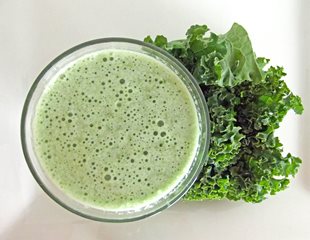 greensmoothie.jpg