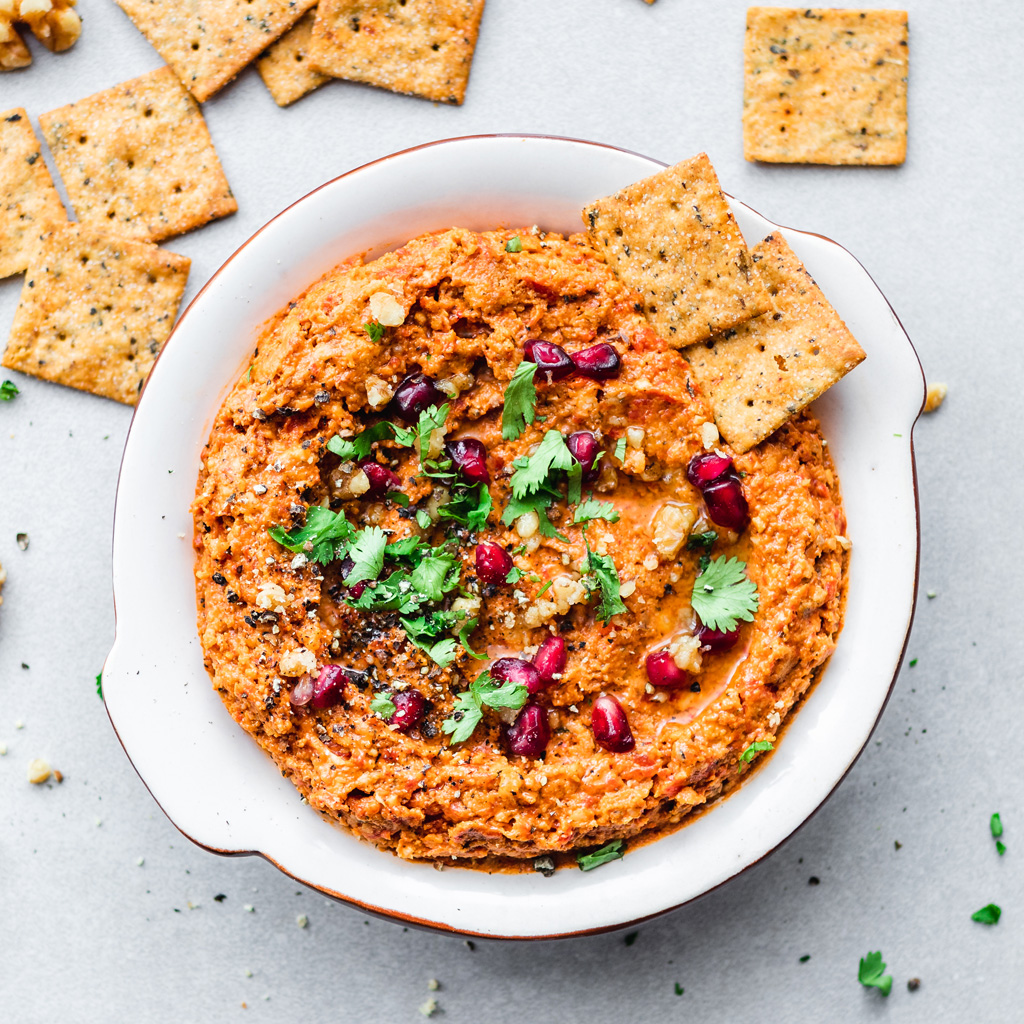 Sun-Dried Tomato and Basil Crackers