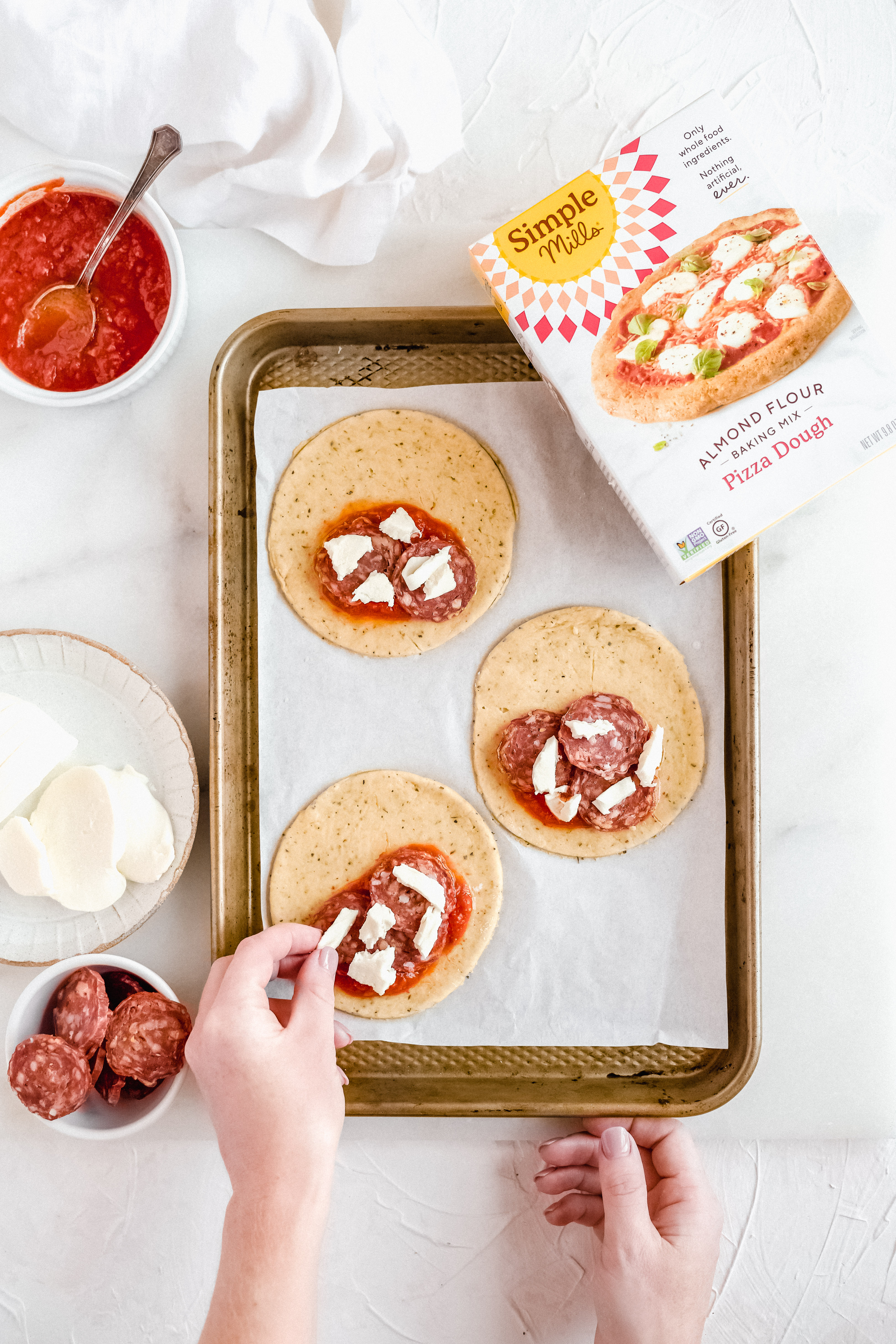 Calzones-(Simple-Mills)-The-Fit-Peach-3.jpg Calzones-(Simple-Mills)-The-Fit-Peach-3.jpg